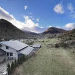 La Casona De Omana