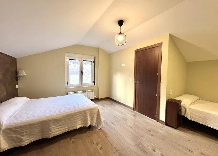 La Casona De Omaña Сasa de vacaciones *